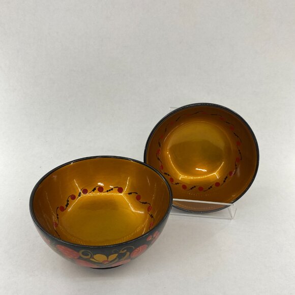 Khokhloma Hand Painted Strawberries Black/Gold Wood Lacquered Bowl Set & Ladles - Picture 4 of 16